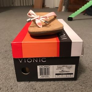 Vionic suede sandal